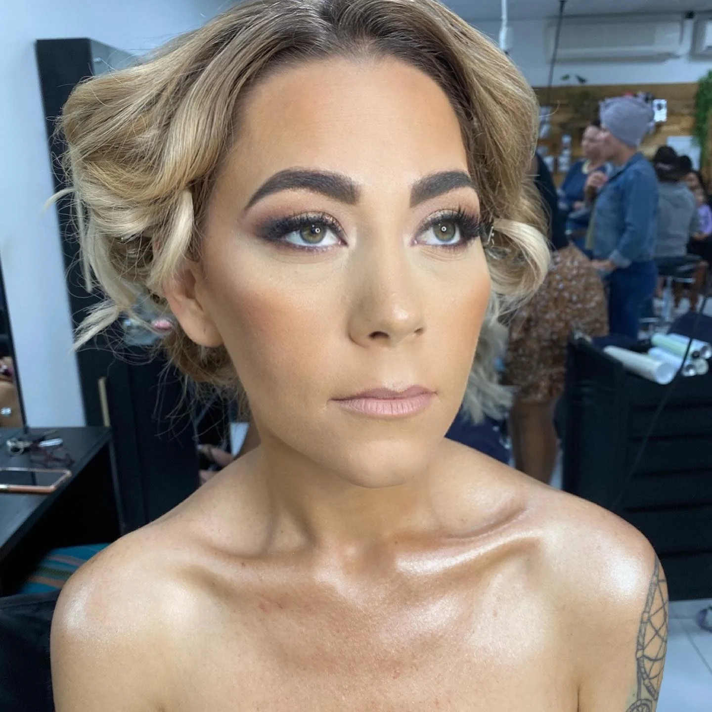 Polished smoky eye event makeup by Grace Studios CQ
